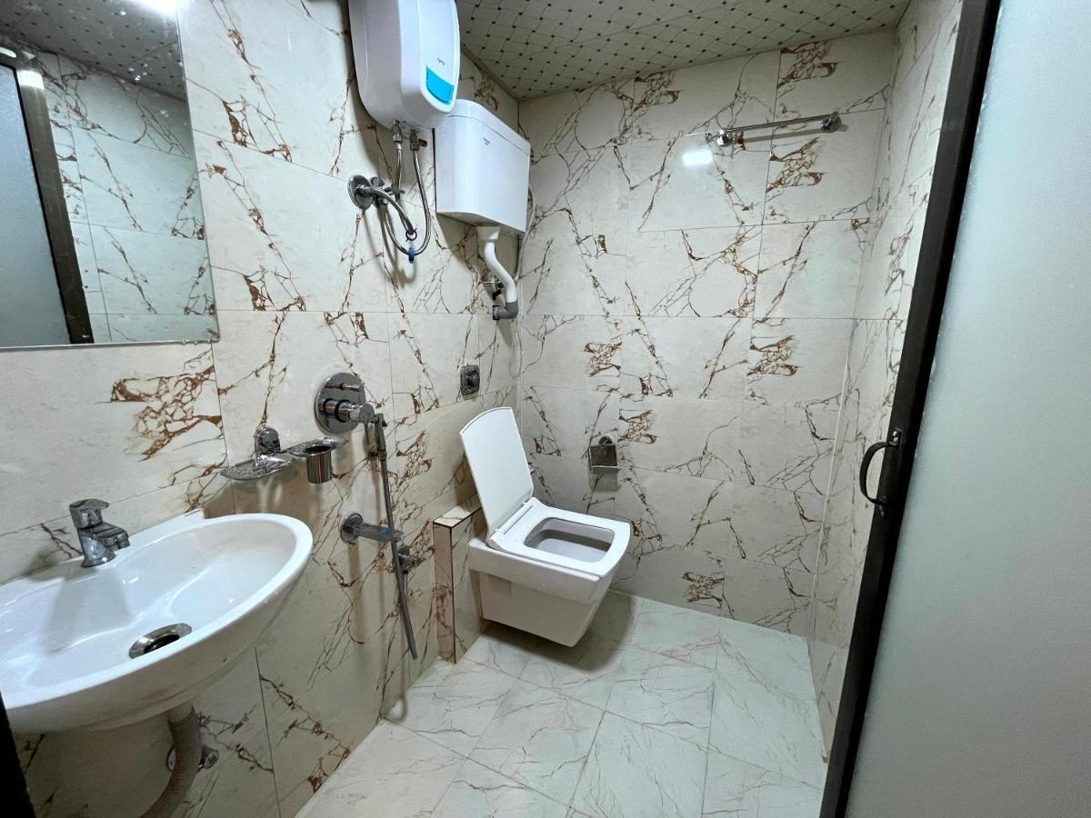 Hotel Delmond Prime- Near Nesco Bombaj Zewnętrze zdjęcie